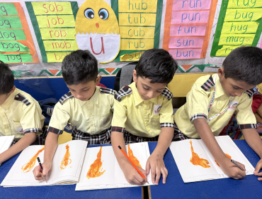 Creative Islamic arts and crafts activity